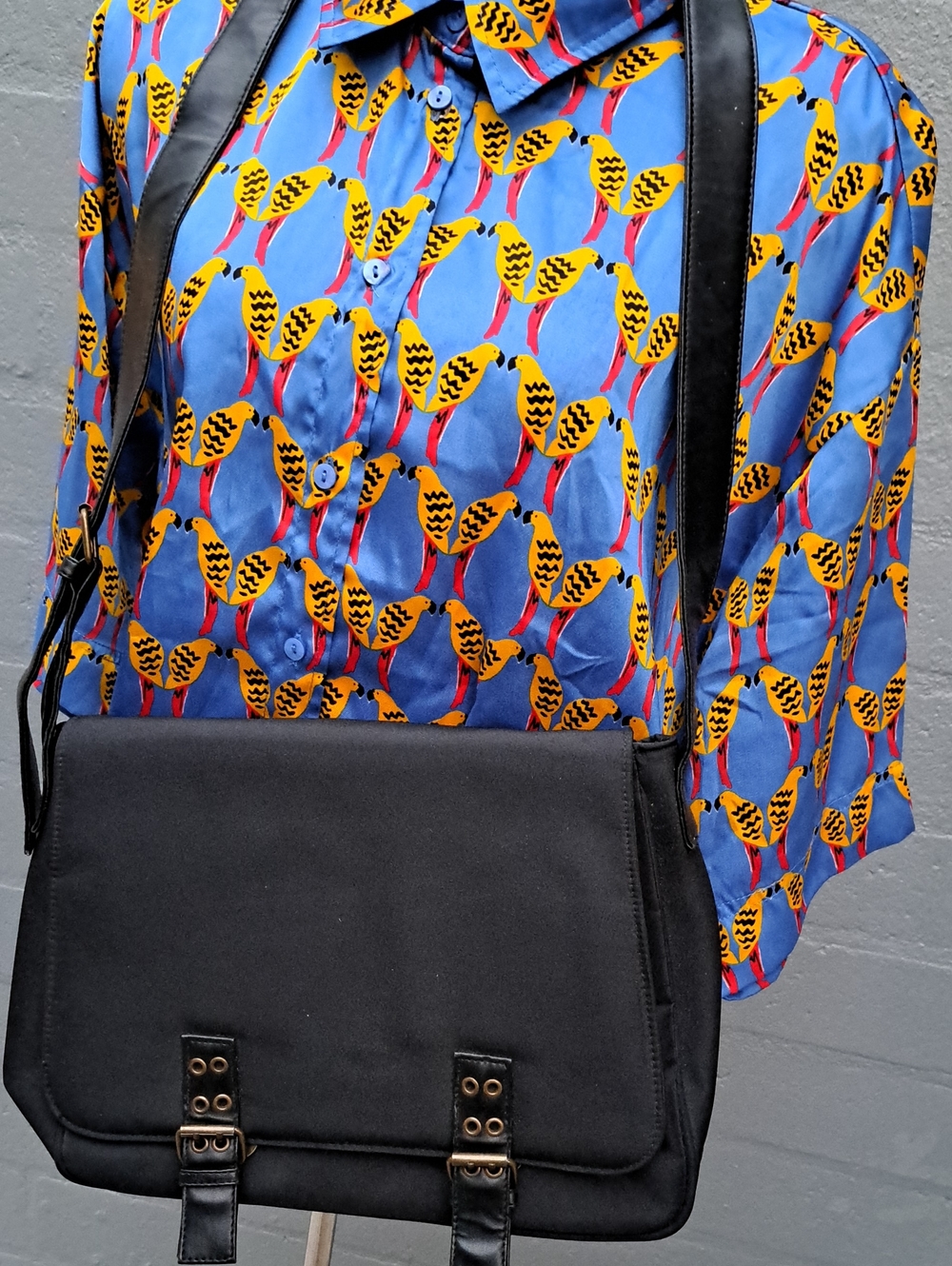 Black Canvas Shoulder Bag with Adjustable Strap Paris